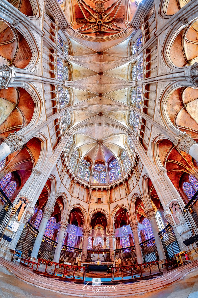 Cathédrale d'Auxerre - Bourgogne - Yonne- France
#Auxerre #bourgogne #yonne #nikon #nikonz50 #catholicchurch #auxerroistourisme #cathedral #cathedrale #catholique #photography #photo #photooftheday #photographicart