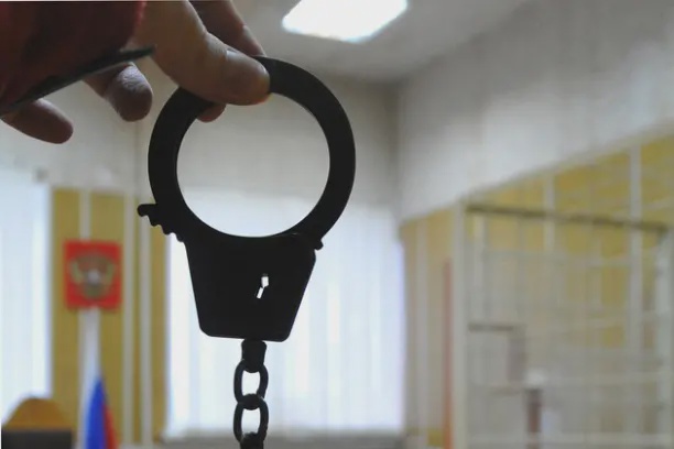 В Брянске наркосбытчика из Узбекистана на 10 лет отправили в колонию. Виновный счел приговор суровым и обжаловал его. Подробнее:
bryansk.kp.ru/online/news/46…