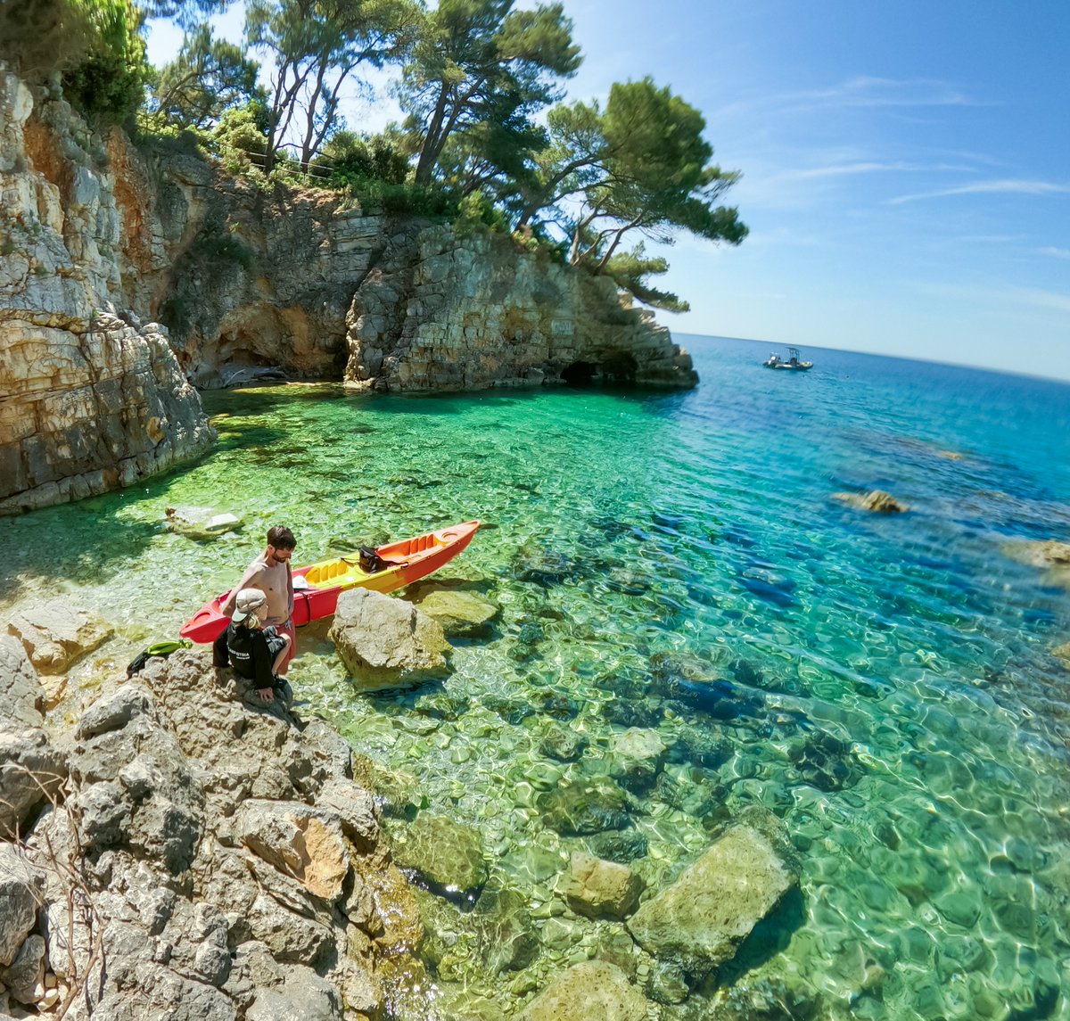 ActiveKayak's tweet image. Explore with Active Istria amazing places in Pula that only local people know about 😍