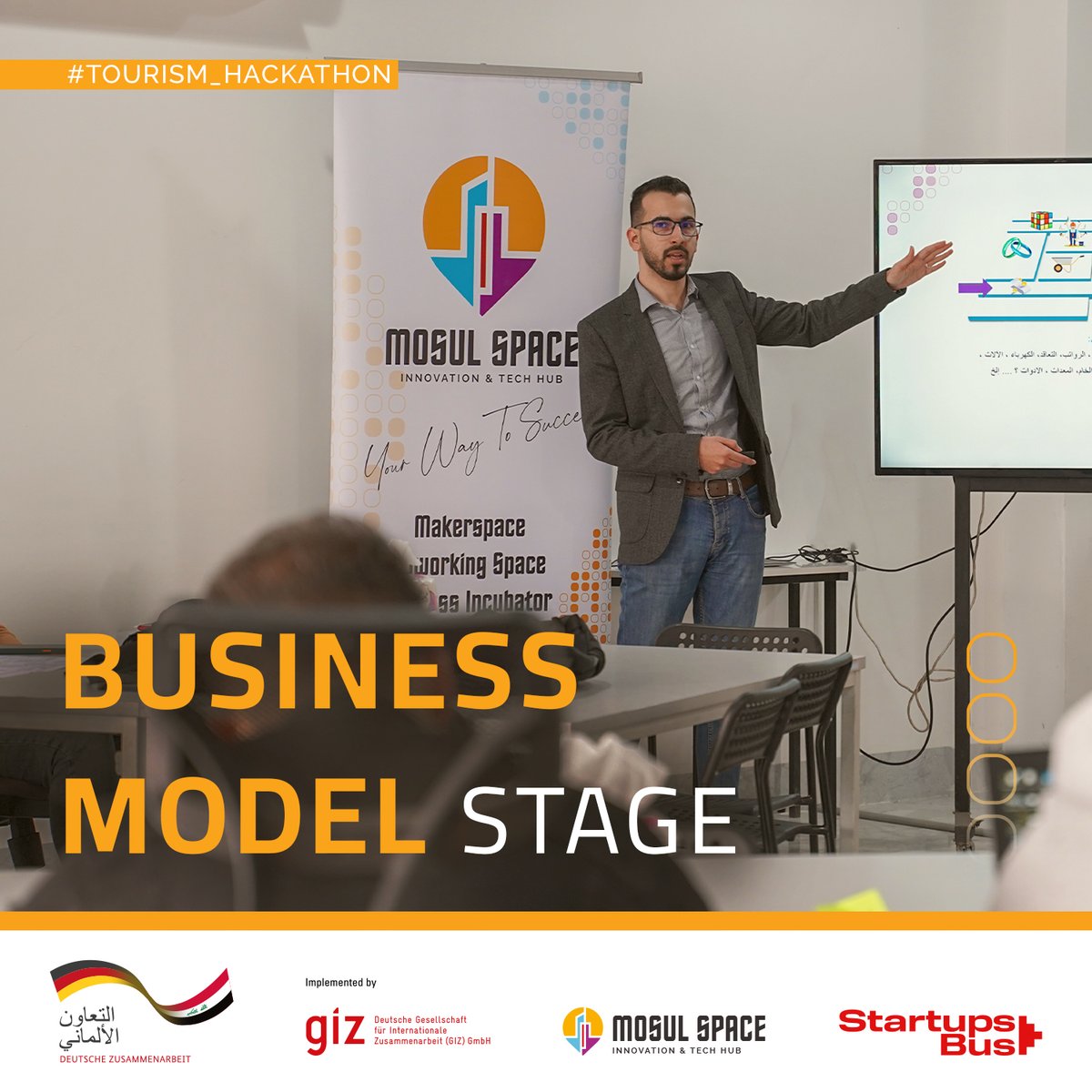 MosulSpace's tweet photo. ✨بعد ما انتهى المشاركين من مرحلة توليد الافكار وتصنيفها وتحويلها الى نماذج اولية 
بدأنا اليوم الثاني في مرحلة كتابة نموذج العمل التجاري للمشروع الذي سوف يساعدهم في فهم مشاريعهم بصورة اوضح وعرضها ب��ريقة اسهل.
#tourism_hackathon #mosulspace #mosul #business_model_canvas https://t.co/AsoBbI68Lr