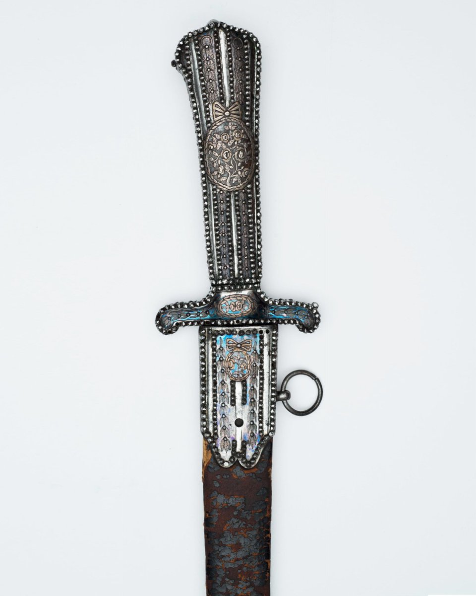 StateHistorical's tweet image. #ДеньвИстории #ТулавсобранииГИМ

310 лет назад был основан Тульский оружейный завод ❤️ Тула — важный город для Исторического музея: именно здесь был открыт первый региональный филиал ГИМ. tula.shm.ru