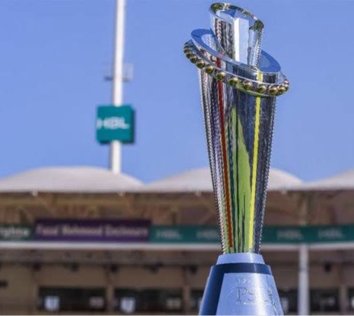 Stf_Minahil's tweet photo. "Punjab nahi jaau gi" say "Punjab hi aau gi" tak ka safar 💚
#LQvsIU #PSL2022 https://t.co/sEx4qTgKGo