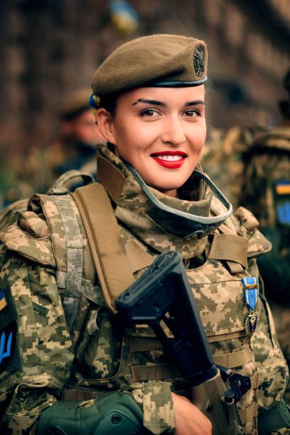 This is the wife of the Vice President of Ukraine. She is fighting for her Motherland. Massive Respect. 🙌

#RussiaUkraineWar #StopPutin #Ukraine #UkraineInvasion #Kyiv