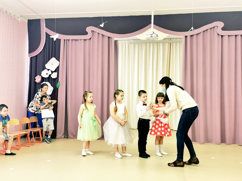 В рамках соглашения о сотрудничестве с МБУК ЦКД "Юбилейный" в нашем детском саду прошёл конкурс чтецов, посвящённый Дню защитника Отечества. Ребята подготовили стихи о любимых папах и с гордостью рассказывали их на конкурсе 📜 С нетерпением ждём результатов 🏆