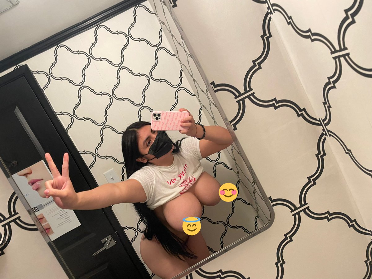 peruvianbad's tweet photo. Buenas noches (: https://t.co/JCFI8ws7Lo