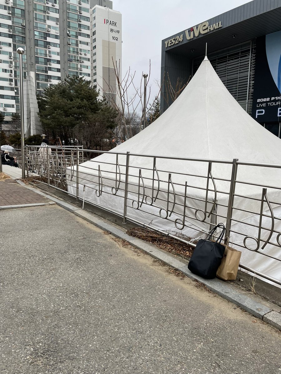 violet_1119's tweet photo. 현장수령 시작합니다 ! https://t.co/x53ZtOFJ4N