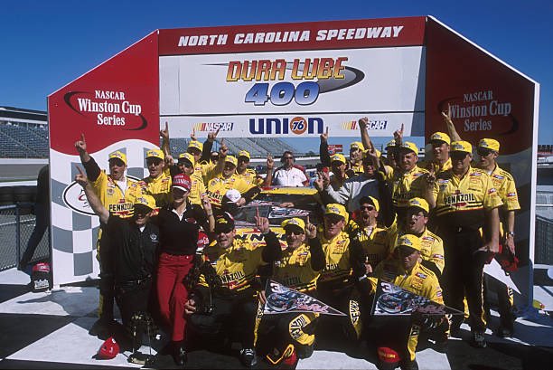 Nascarpixtures's tweet photo. On this day in 2001, Steve Park won at Rockingham! https://t.co/waWFbdSaNG