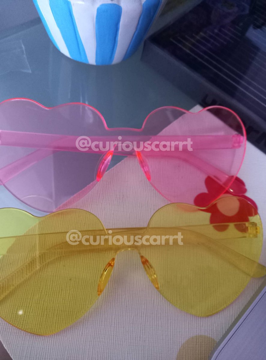 curiouscarrt's tweet photo. [💎] #addedtocarrt 

honest feedback #twiceushop19proofs

my items (fortunately) arrived safely! pero medyo nakakanxious magpurchase (ulit) kasi i found out that they had pending transactions with buyers as far as december pa, pero ang daming linalapag at laging may small ga + https://t.co/Y2tbdWu3pu