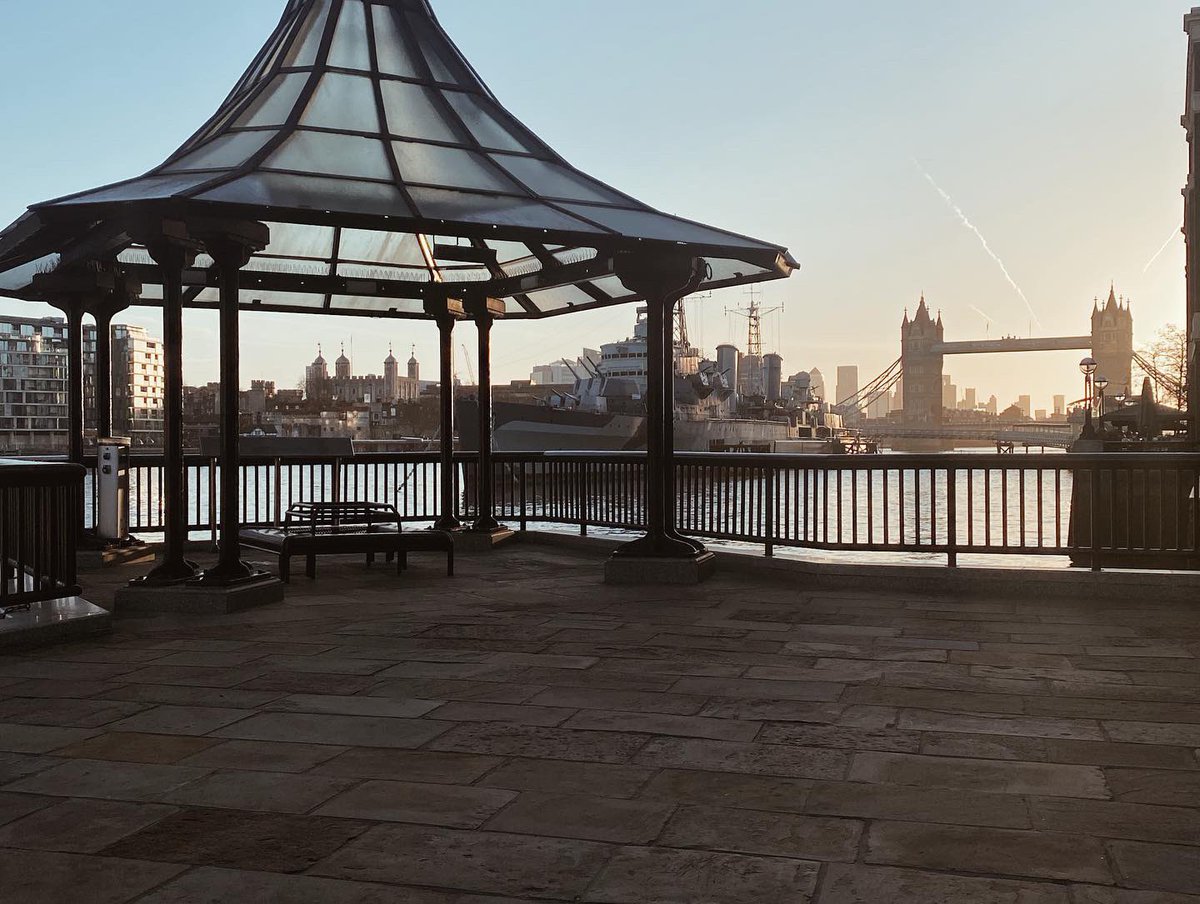 Sunrise over London. This time of year affects my mood, before the pandemic I would get away for some winter sun. The early morning river walks &amp; beautiful London sunrise are my new mood enhancer. #london #sunrise