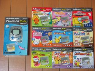 ヒロツグ 01年リリース ポケモンミニ カートリッジ式ゲーム機 株 ポケモンからリリース 単四電池１本を使用し メチャ小さい 片手にすっぽり入る大きさ ゲームも単純なものが多かった 画面はモノクロ ソフトは全部で10種類 ソフトは02年に