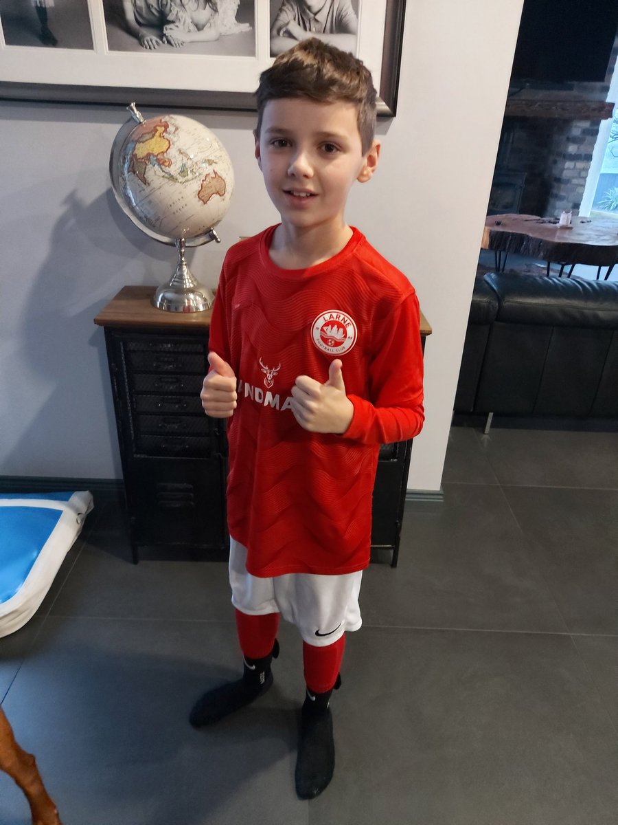 Match day
<a href="/larnefc/">Larne Football Club</a> 
@larneyouthfc 
LD09