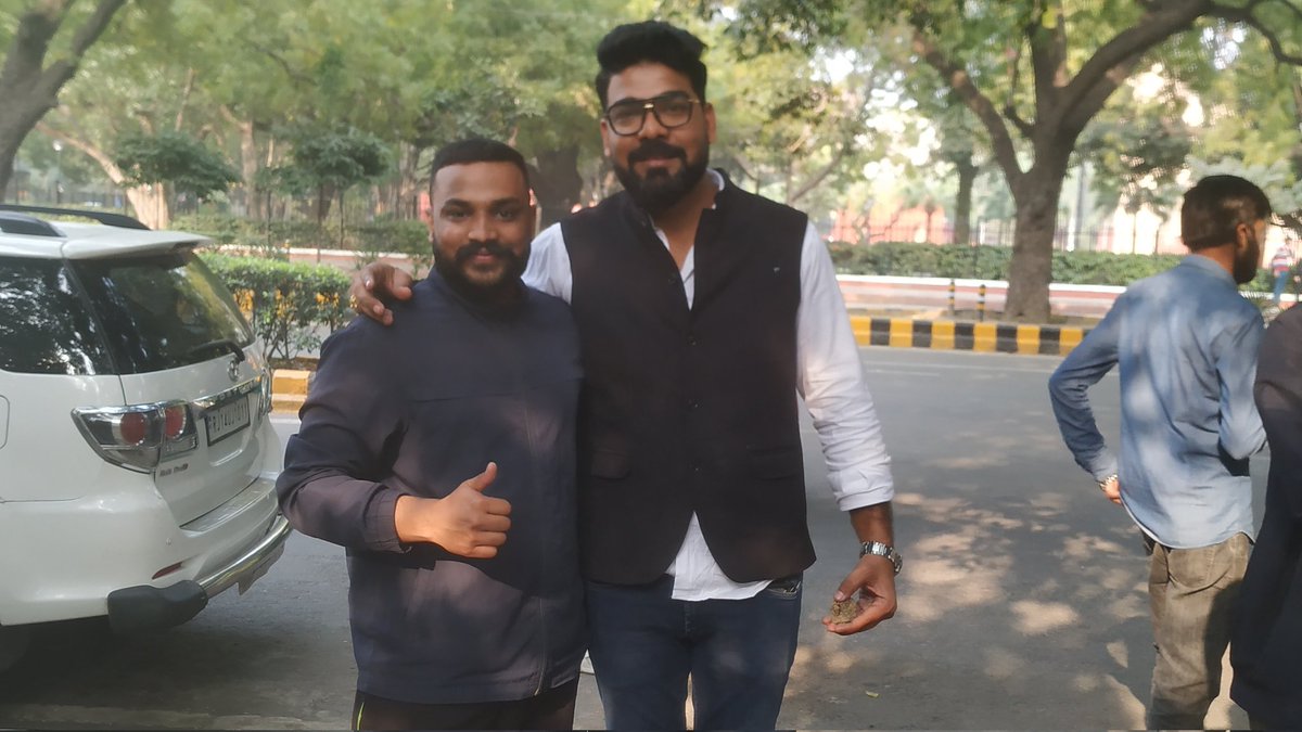 RaoLakku's tweet photo. मां कहती है संघर्ष जितना,
कठिन होगा जीत उतनी ही शानदार होगी...!
जिस तरह समुद्र में एक-एक बूंद की अहमियत होती है,उसी तरह आप का एक-एक ट्वीट की अहमियत है.
"आवाज दो हम एक हैं"
@IESramteerath
@suryapsingh_IAS
@ChhattisgarhEn6
@civil_beings
@Ashishkumar_IIT
#IRMS_SSC_JEN_For_Engineers https://t.co/UJ07ULfAxQ