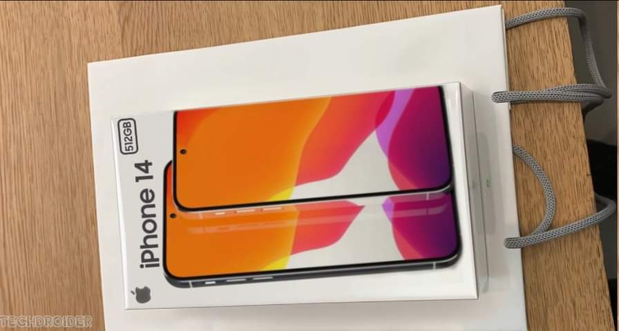 trungeasyhoon's tweet photo. Hình ảnh "Concept"" chiếc iPhone 14 với mặt trước diện mạo hoàn toàn khác, riêng mặt sau thì vẫn là 3 hạt trân châu https://t.co/DGeEg2JzwS