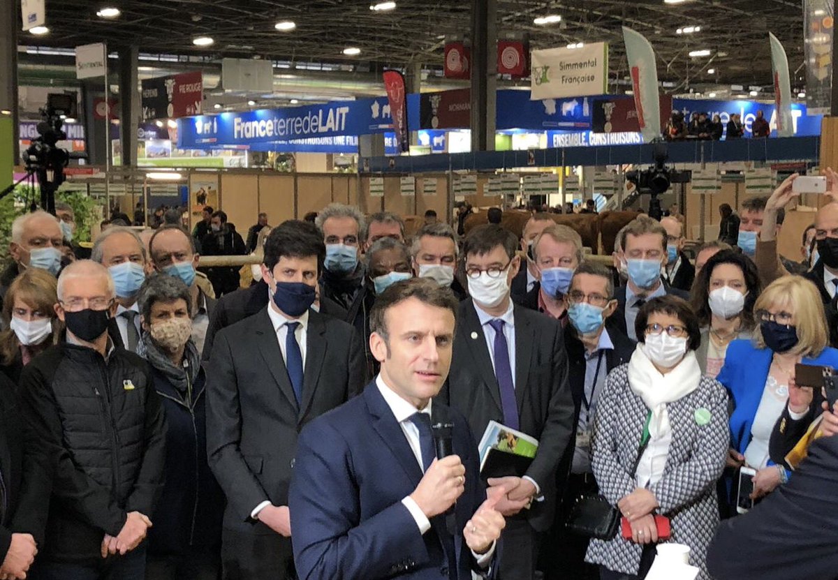 [#SIA2022] <a href="/EmmanuelMacron/">Emmanuel Macron</a> livre aux #agriculteurs 1 discours empreint de fierté &amp; de reconnaissance: panorama complet des défis relevés par #agris &amp;des enjeux à venir pr conclure par 1 annonce tant attendue: celle du maintien du #TODE.Des retrouvailles à la hauteur des attentes!