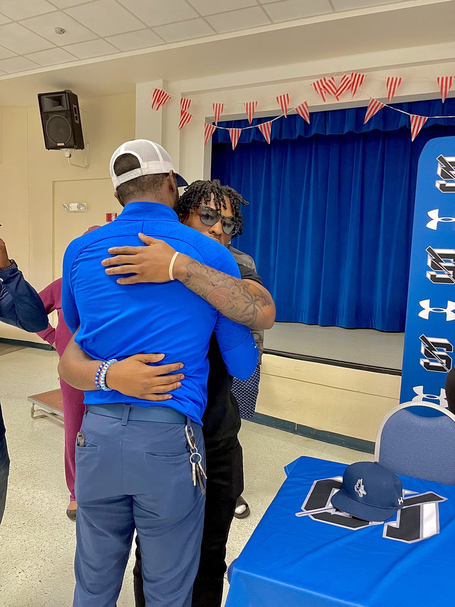 I repeat I love these men!!! <a href="/CScott39/">LaVaar Scott</a> <a href="/KimbrellJason/">Jason Lee Kimbrell</a> <a href="/11zzy_/">𝐈𝐙𝐙𝐘</a>