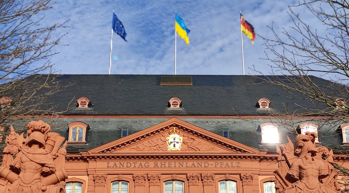 Der #Landtag Rheinland-Pfalz zeigt sich solidarisch. Starkes Zeichen #StandWithUkriane #Peace #StopWar