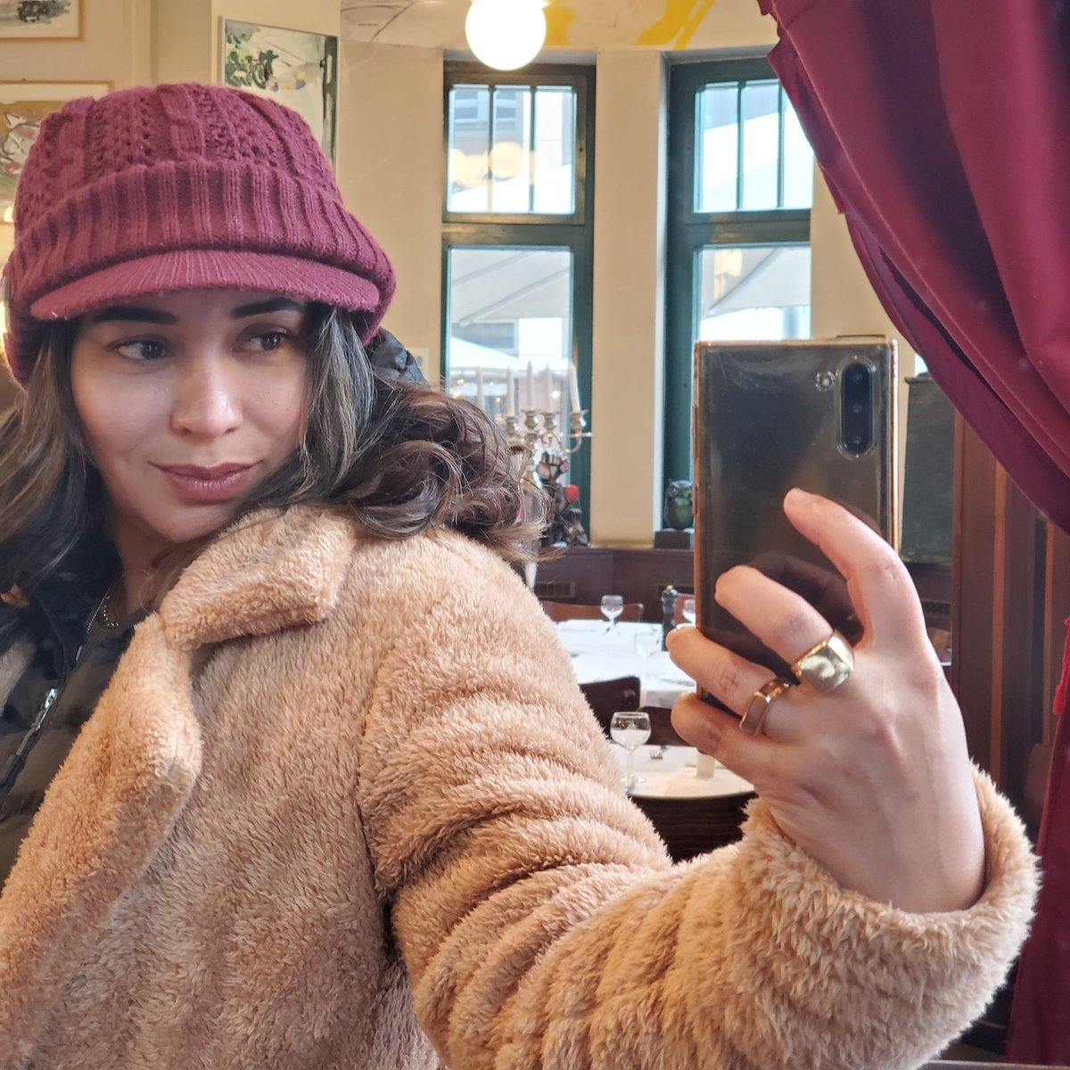 Komal Rizvi (@komalrizviz) on Twitter photo 6°C 🥶
#mirrorselfie
#berlin
#KomalrizviOfficial <a href="/TrulyKomal/">Truly Komal</a>
@kohasaa
@komalrizviofficial 6°C 🥶
#mirrorselfie
#berlin
#KomalrizviOfficial <a href="/TrulyKomal/">Truly Komal</a>
@kohasaa
@komalrizviofficial