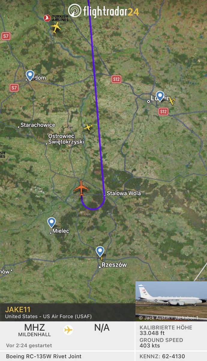 Herr_Bruns's tweet photo. @BmjoPhd @eblkronos @flightradar24 A Rivet Joint near Lublin. https://t.co/RgAefE98wn