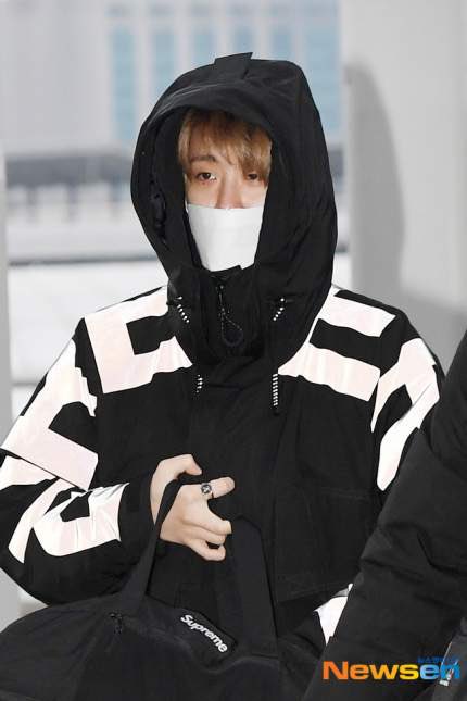 cyjsssss's tweet photo. กำลังมาแล้ว 😭💖
#영재 #Youngjae 
#WelcomeYOUNGJAEToThailand https://t.co/bzzDmBlWAE
