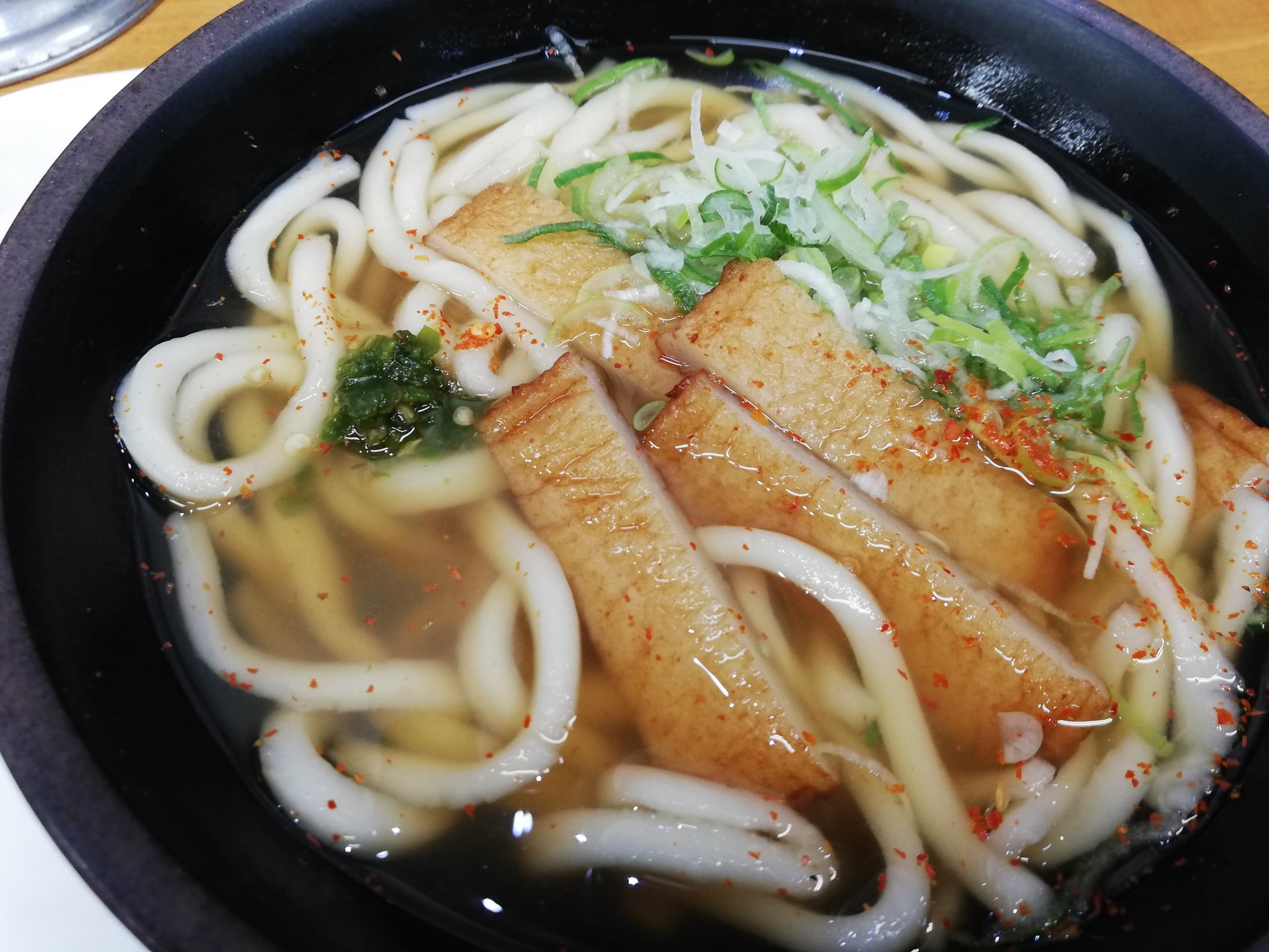 ８枠さん 宮崎県宮崎市 きっちょううどん橘通店 で 天ぷらうどん 青唐辛子がトッピングできるうどん屋で まずいうどん屋は 無い 残念なのが 名古屋今池店 という支店が開店したとのこと 宮崎に行かなくてもこの味が食えるのは いいんだか悪いんだが