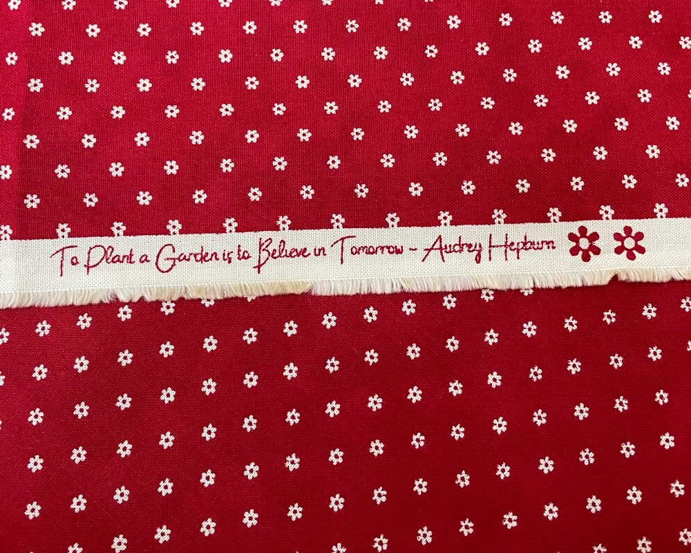 ModaFabrics's tweet photo. To plant a garden is to believe in tomorrow.  Audrey Hepburn.

This is the selvage on Garden Gatherings by Lisa Bongean for Primitive Gatherings - in shops later this Spring.

#selvagesaturday #showmethemoda #modafabrics https://t.co/1KTlON1qU8