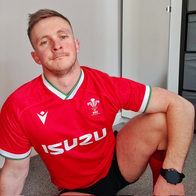 Rugby day!! 🏴󠁧󠁢󠁷󠁬󠁳󠁿 https://t.co/9lSoeaFOHa<a href="/tag/wedding"class="tags"><span>#wedding</span></a><a href="/tag/weddingcakes"class="tags"><span>#weddingcakes</span></a>