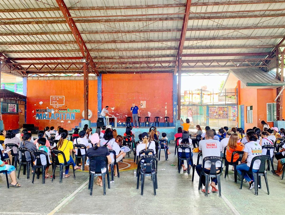 ofwfamilyclub's tweet photo. OFW FAMILY Party-List 1st nominee Roy M. Señeres Jr. was invited to participate in the Solo Parents Activation Workshop in Brgy. Bagong Silang, Caloocan organized by the National Council for Solo Parents (NCSP).

#OFWFAMILY #NCSP #soloparents #pamilyangofw #OFW https://t.co/kTkeZkV1Kz