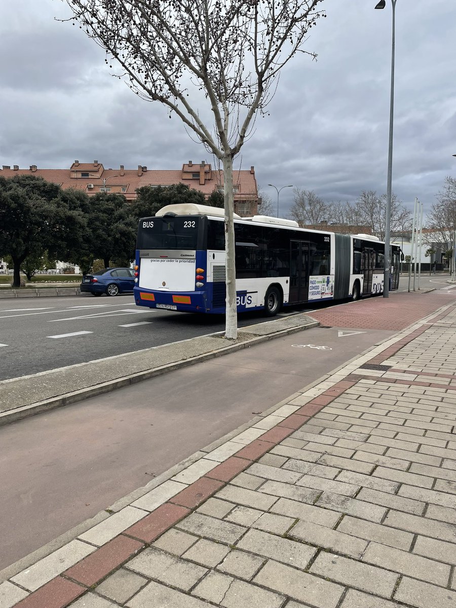 Muy buenas tardes 
A por el sábado tarde…
✨🚍✨😀