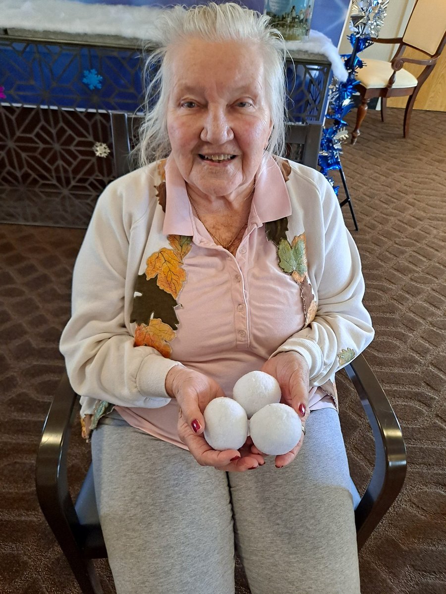 WoodBridgeHC's tweet photo. Whoβs ready for a snowball fight?? These ladies started off their day having fun throwing around the snowballs. @ClareTravis18 #trilogyliving #snowflakeball https://t.co/89U1jJQIRs