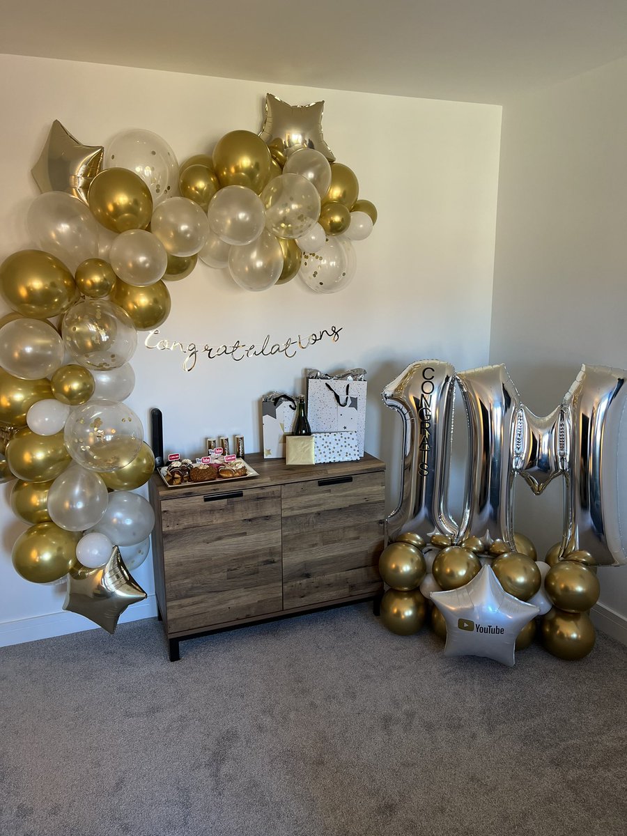 chippygamingyt's tweet photo. 1,000,000 🎉

seriously thank you all so much! https://t.co/1MFUfqdk7A