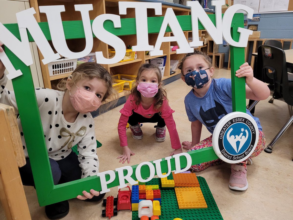 Kindergarten registration is on from now until March 4th. Click here to register: bit.ly/3om3SgY We can't wait for you to join our McWilliam family! #JAMMoments