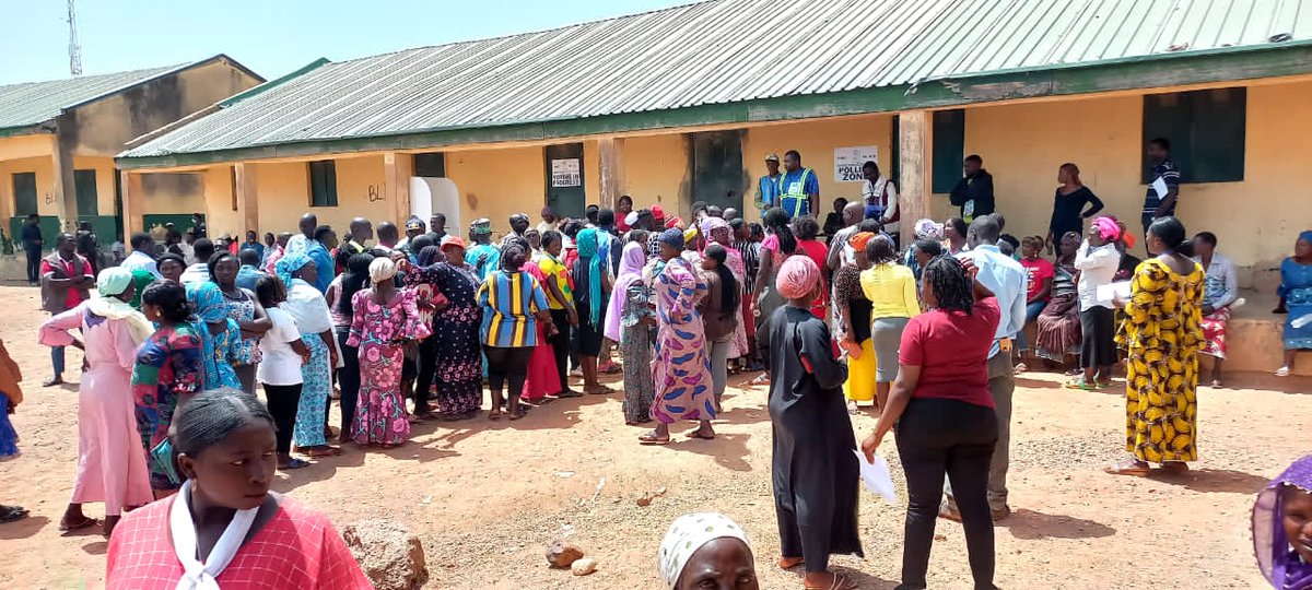bigret4u's tweet photo. Bassa/Jos North decides. Just vote, don't fight! #plateaudecides
#nosidonlook #electionnobewar #electionnobefight #votenotfight #voteinpeace https://t.co/toZD8iLISh