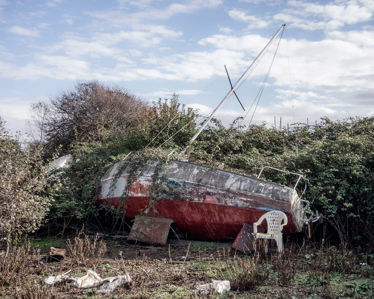 Since the last two years I have been working on a project about the river Tiber: a visual exploration of the landscape as a mirror of social and environmental issues. 
I just wanted to share a little preview!
#tevere #fiume #landscape
