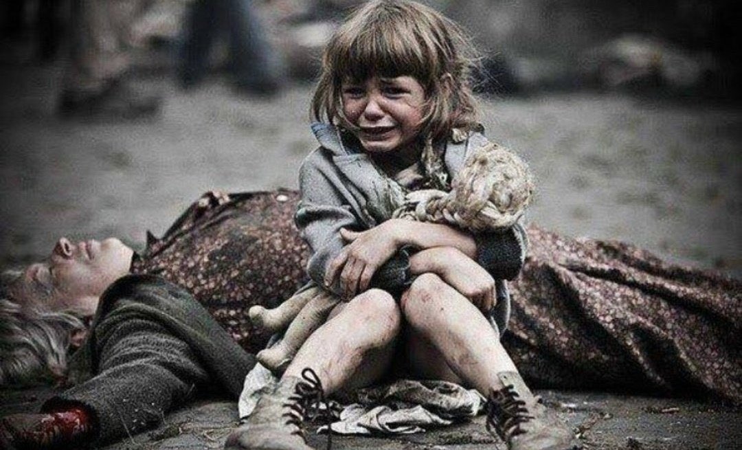Savaşın hiçbir haklı tarafı yoktur. Din dil ırk farketmez savaşın mağdurları çocuklar kadınlar mazlum insanlar..  #UkraineRussia #Kiew #DuenyaLideri