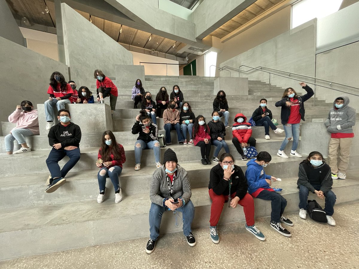 _MrsForster's tweet photo. Part two of pictures from the 1st CMS Artist field trip to the MFAH @ClevelandMSCISD @ClevelandISDTX #allkidsareartists #just4kids #art #middleschoolart #studio405 #clay #raku @Chris_McCurry29 https://t.co/YCLpRqpDUe