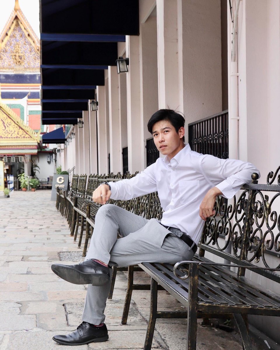 กราบเท้าผู้ชายหล่อๆ tweet media