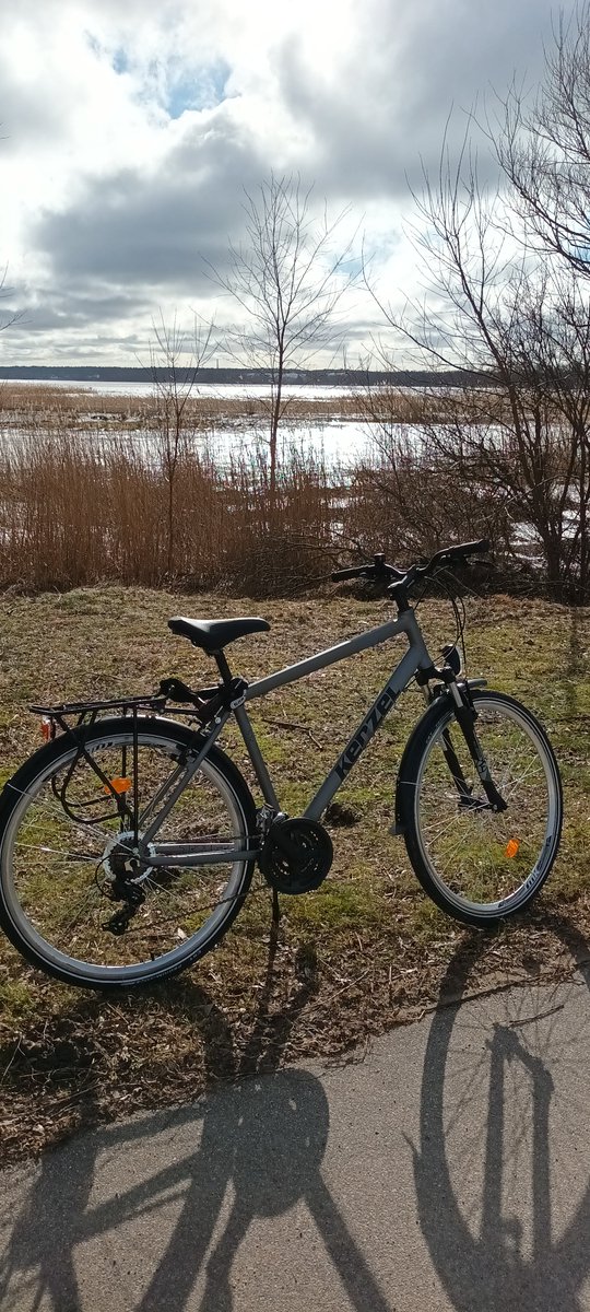 keshs's tweet image. Izvilku savu drilli😅 no ziemas miega...🚴‍♂️ #brīvdabasmuzejs