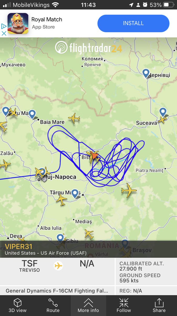 loza14's tweet photo. Над Румунією видно і один F16. Декілька заправщиків, очевидно там ще багато літаків приховані. 3/3 https://t.co/kjSlf3pEIx