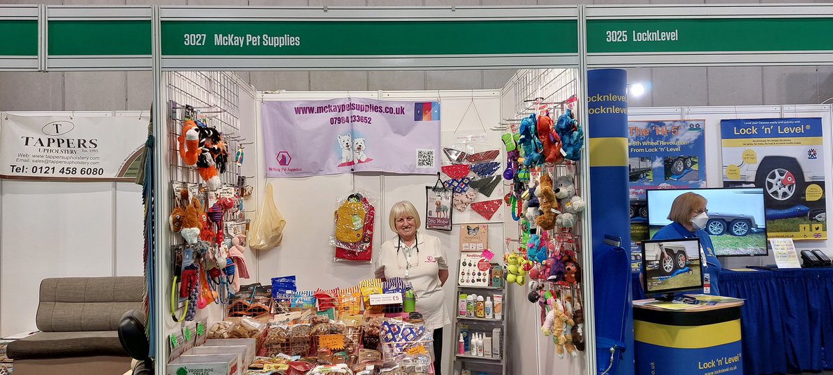 Caught up with the lovely Aileen <a href="/Mckaypets/">McKay Pet Supplies</a> at the <a href="/CaravanCampShow/">Caravan, Camping & Motorhome Show</a>  lots of goodies to purchase for your pawsome pups x