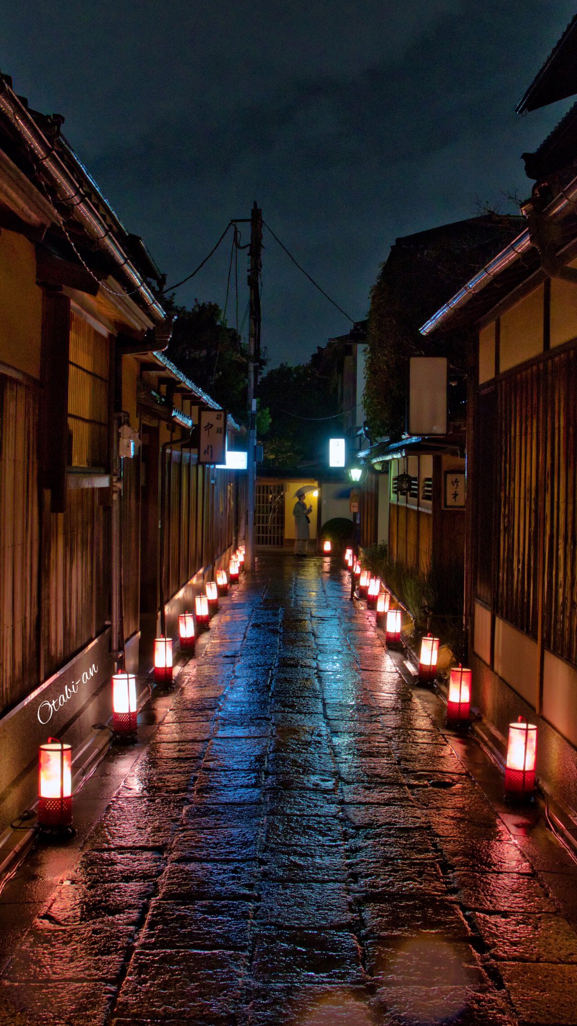 京都ゲストハウス御旅庵 東山花灯路 今回で最後です 京都東山花灯路 22 3月4日 金 13日 日 点灯時間18時 21時30分 年の歴史に幕 これまでの感謝をこめて 過去pic 東山花灯路 石塀小路 T Co Pexfanytif