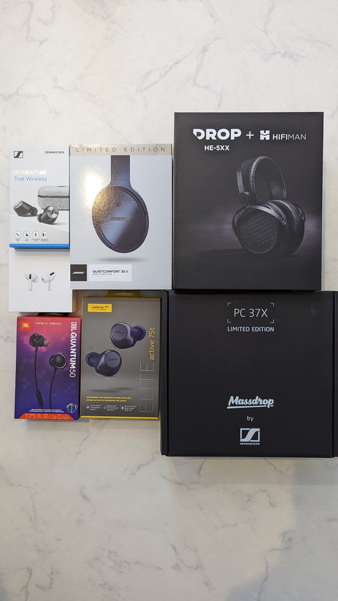 KLabo315's tweet photo. amazonタイムセールだからってもう音響買おうとするな、俺…。。
もう十分もってますやん…
ということに整理してて改めて気づきましたw
そしてタイムセールとは関係ないですがDropはオススメです！
#Amazon #Amazonタイムセール #Drop https://t.co/k7sjb8Lz3b