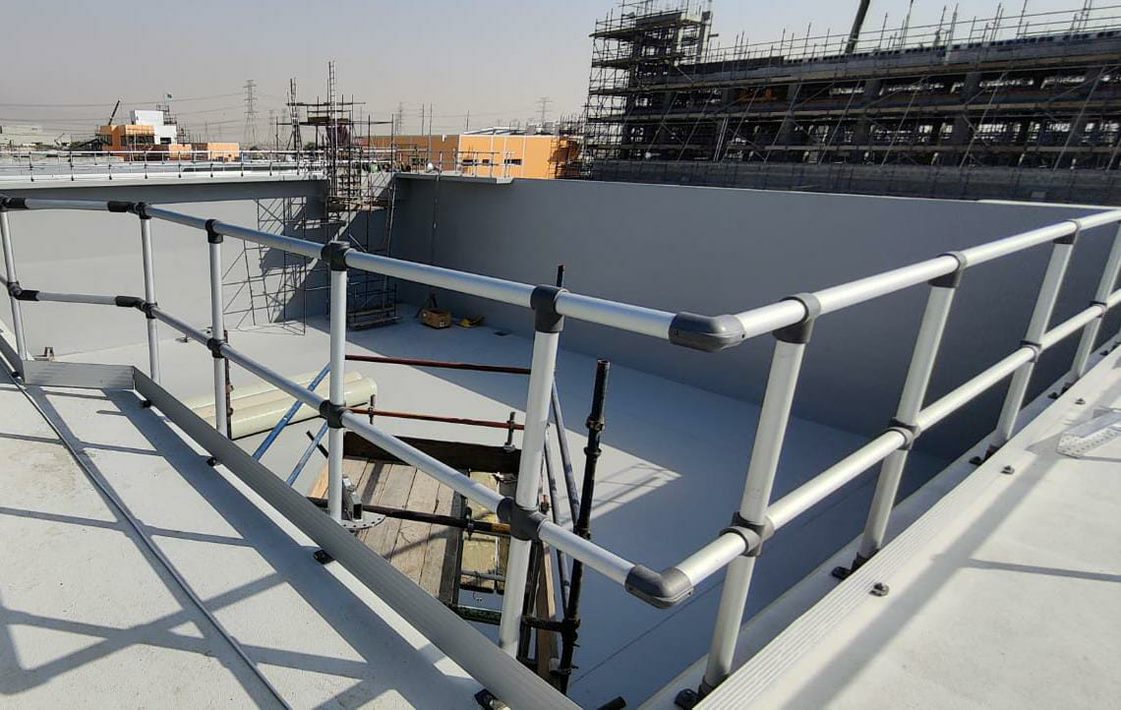 Chemeyindia's tweet photo. #AluminumHandrailFittings are made from high-grade Aluminum Alloy to provide you strong alternative for fabrication of #pipestructures similar form Kee safety klamp or #SliponRailFittings.

https://t.co/sWUyK42i7t

#SolarRooftopRailing #AluminumStructuralFittings  #ModularRailing https://t.co/xg7BEE8DPo