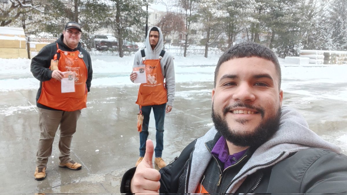 Shout out to these two amazing guys, thanks for always doing the right thing and never saying no when a favor or task is aked of you guys 🙌🏽
 
Steven &amp; Zach, deliveries killing it on a snowy day.