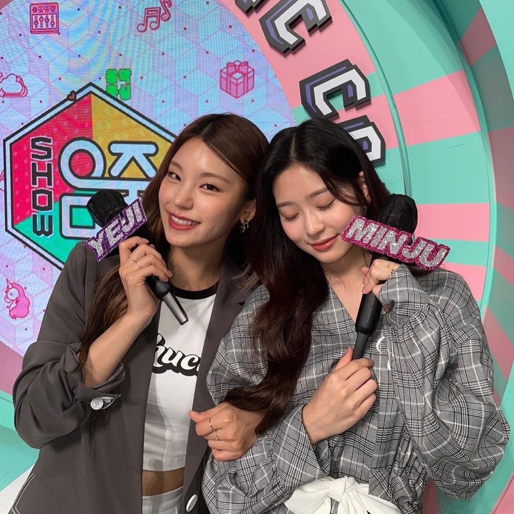 minju doing things tweet media