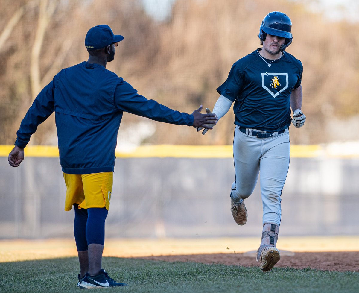 NCATAGGIES's tweet photo. 🚨SCHEDULE UPDATE🚨
With inclement weather expected on Sunday, officials have decided to play a doubleheader today with the first game beginning at 1 p.m.
#PackTheWar https://t.co/VPc8GIYVbg