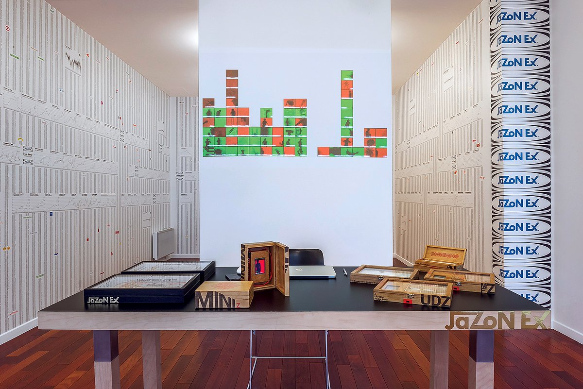 Zexchanges's tweet image. Z Mini Clone from 2015

JaZoN Ex. Controller changed JaZoN Ex. company stock prices.

600 gif.

#gif #digitart #connectedobject