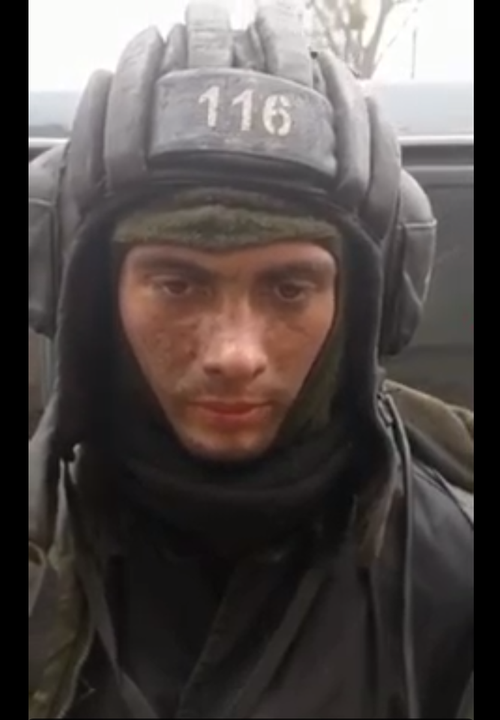 veraizmaylova41's tweet photo. "Мама, папа, я не хотел сюда ехать. Заставили" Окупант вже готовий воювати на боці України🤦‍♂️ Відео тут👉 https://t.co/YCokckTLNg https://t.co/G9M92LwxmV