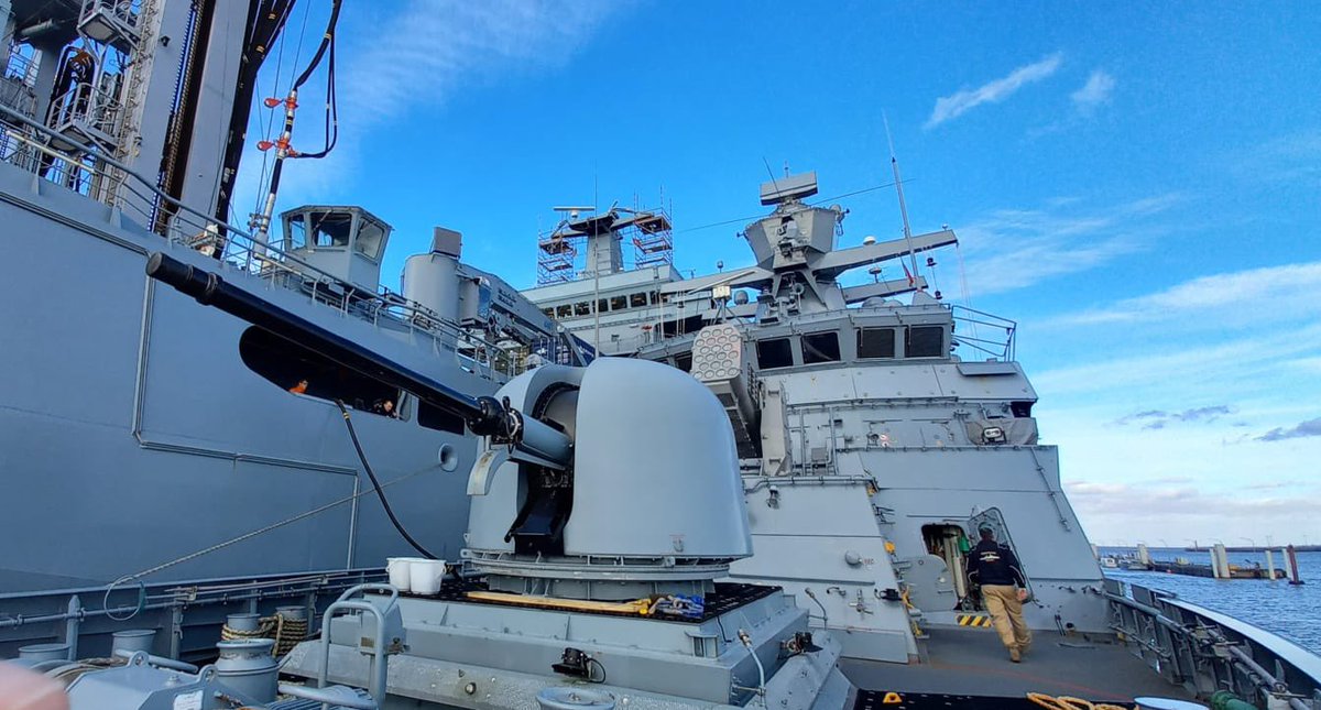 Das #1.KGschw wünscht Team DELTA auf <a href="/ERFURT/">erfurt</a> für die anstehende Mission mit <a href="/COM_SNMG1/">COM SNMG1</a> Soldatenglück und eine sichere Heimkehr. <a href="/deu_flotilla2/">COM_DEU_Flotilla2</a> und der Besatzung des EGV BONN besten Dank für die Unterstützung der letzten Vorbereitungen! ⬇️