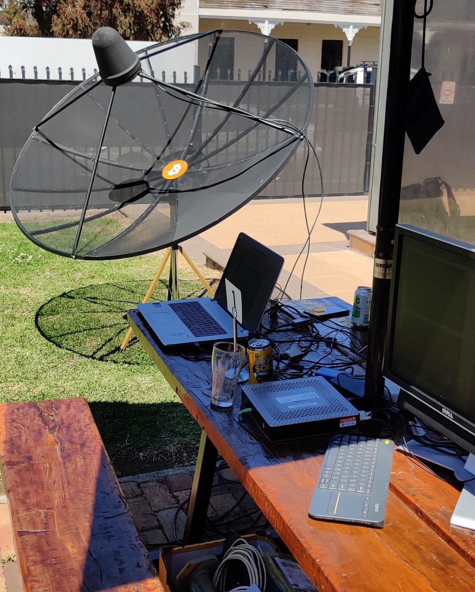 JP_Technology's tweet photo. @izeqiel @parman_the @BTCSchellingPt @Blockstream "Transportable" setup. Murrurundai, November 2020. https://t.co/YFlnH171Qj
