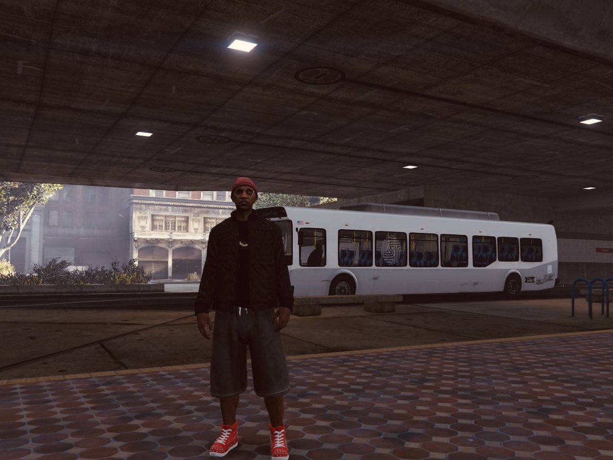 Tontondoume's tweet image. On remet ça !! #bloodsGang , West Side Pirus !! Glizzy débarque demain soir pour les 6ans d’@AstraLifeServ